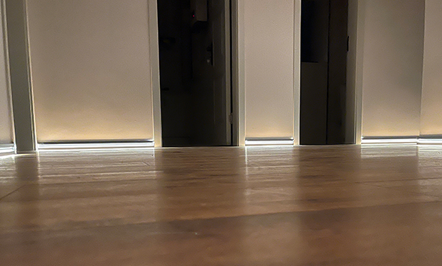 LED 发光踢脚线